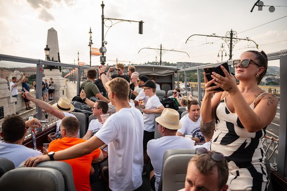 beerbus budapest gallery